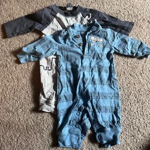 Carters Newborn Boys Baby Onesies Bundle